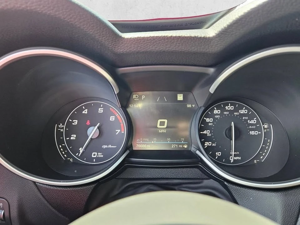 2022 Alfa Romeo Stelvio - Image 11 of 20
