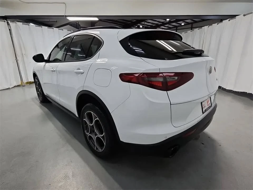 2022 Alfa Romeo Stelvio - Image 5 of 20