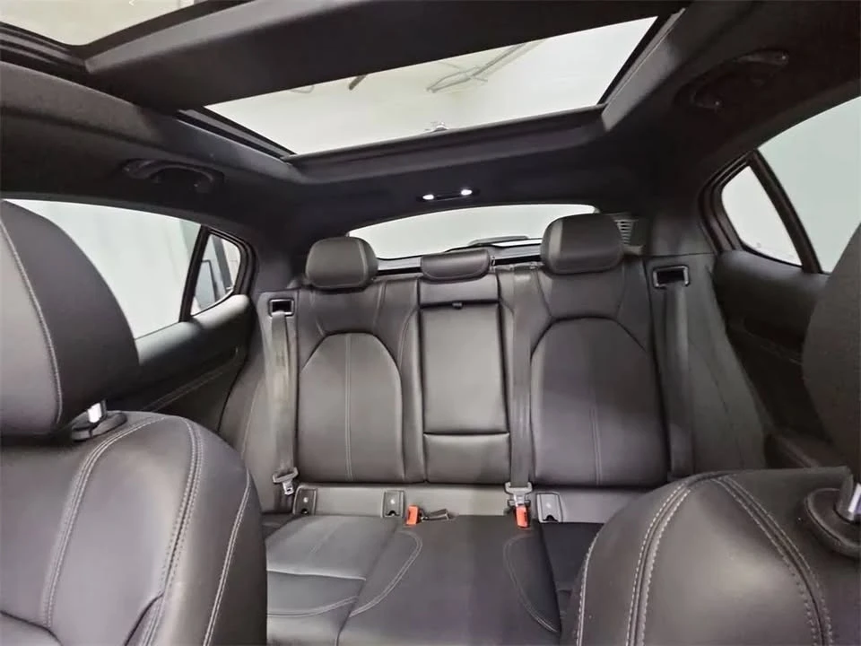 2022 Alfa Romeo Stelvio - Image 10 of 20