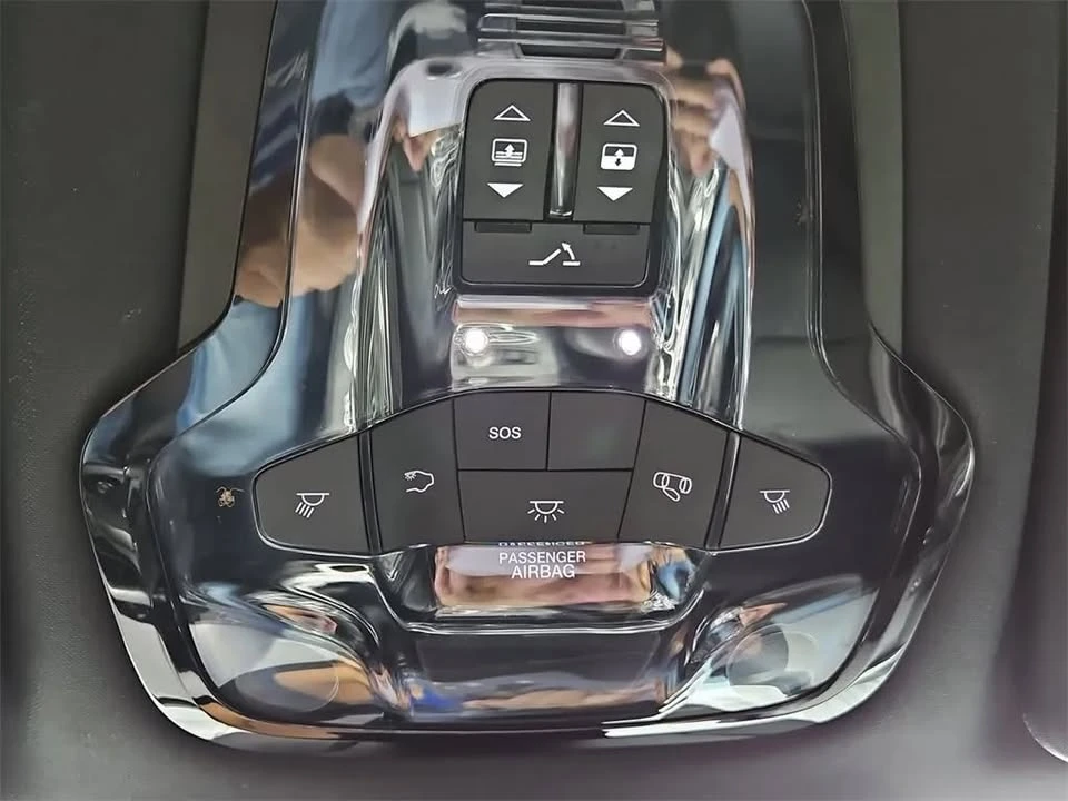 2022 Alfa Romeo Stelvio - Image 15 of 20