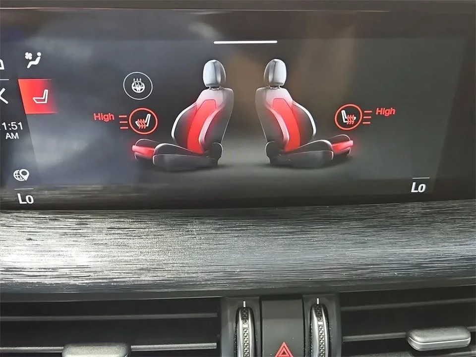 2022 Alfa Romeo Stelvio - Image 16 of 20