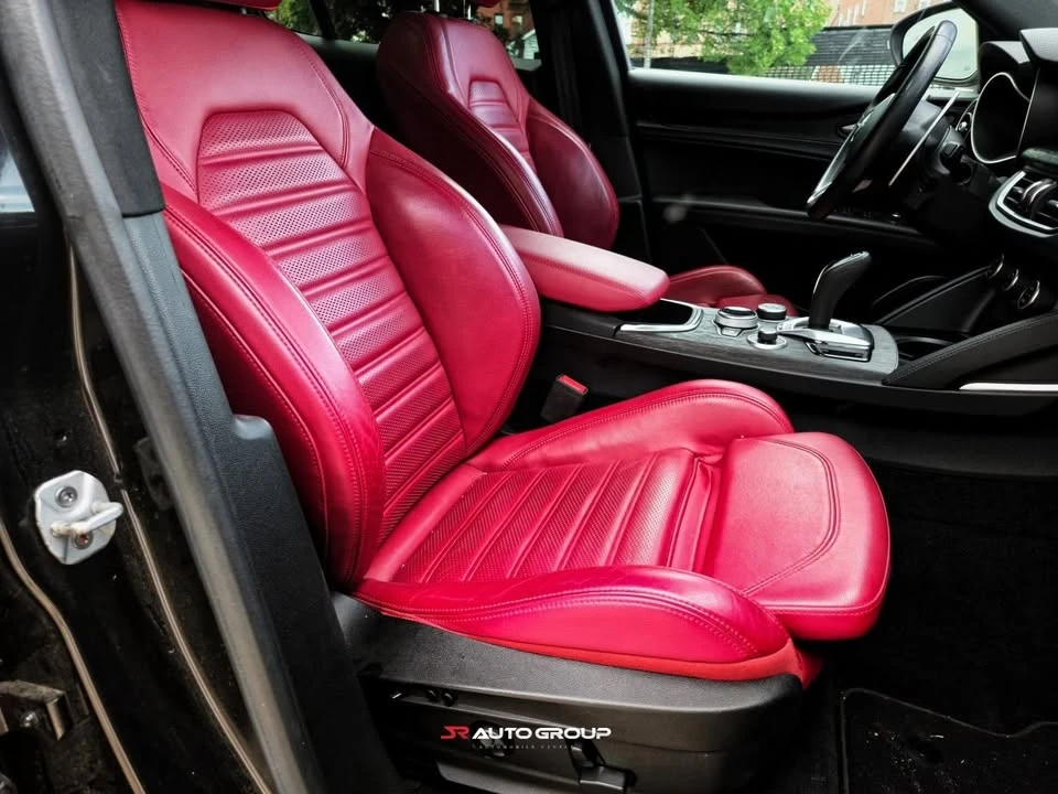 2022 Alfa Romeo Stelvio - Image 18 of 20