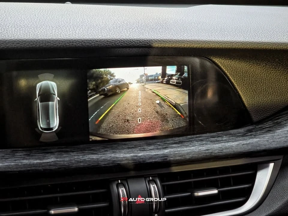 2022 Alfa Romeo Stelvio - Image 15 of 20