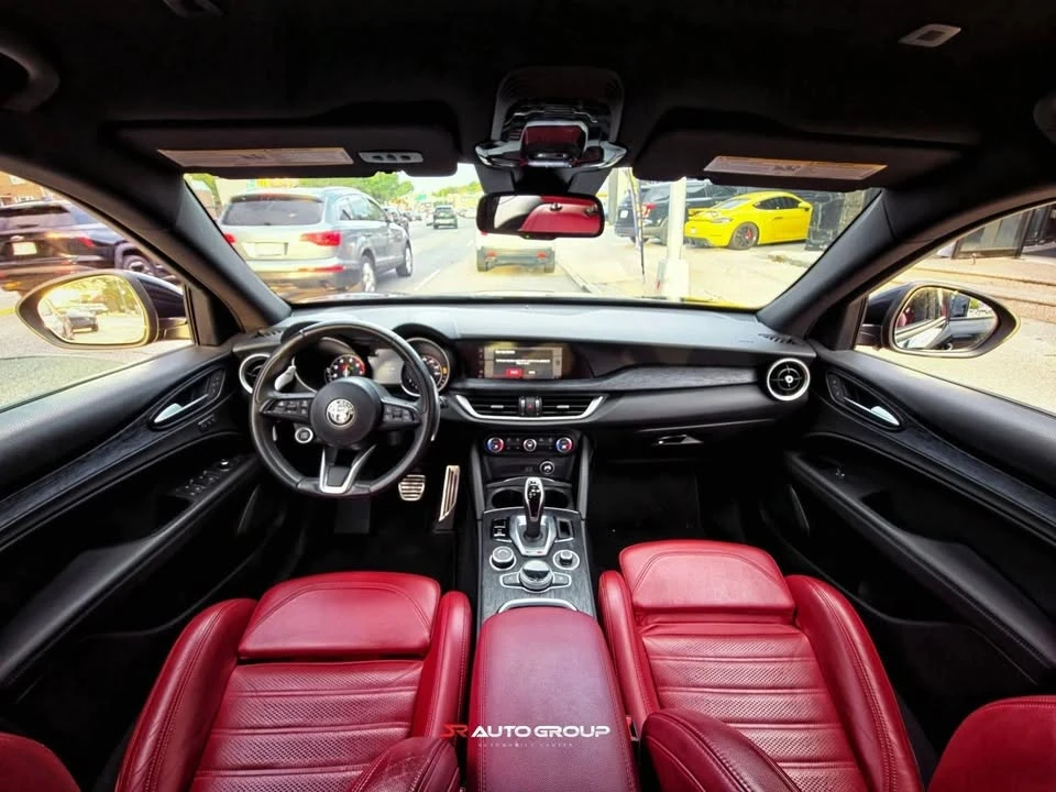 2022 Alfa Romeo Stelvio - Image 8 of 20