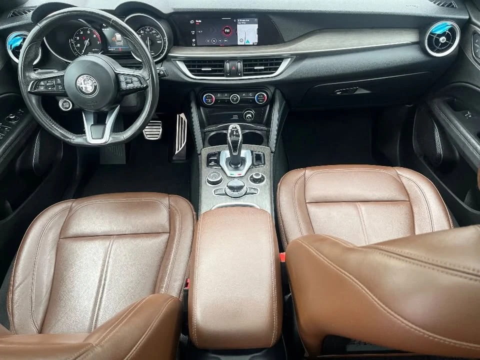 2022 Alfa Romeo Stelvio - Image 12 of 16