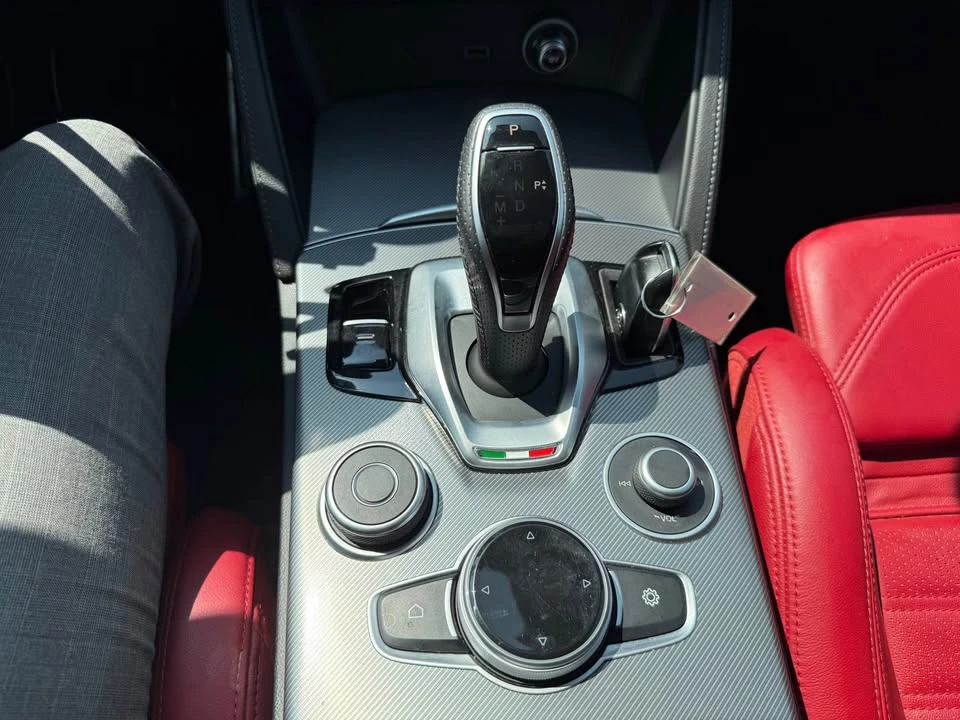 2022 Alfa Romeo Stelvio - Image 12 of 12