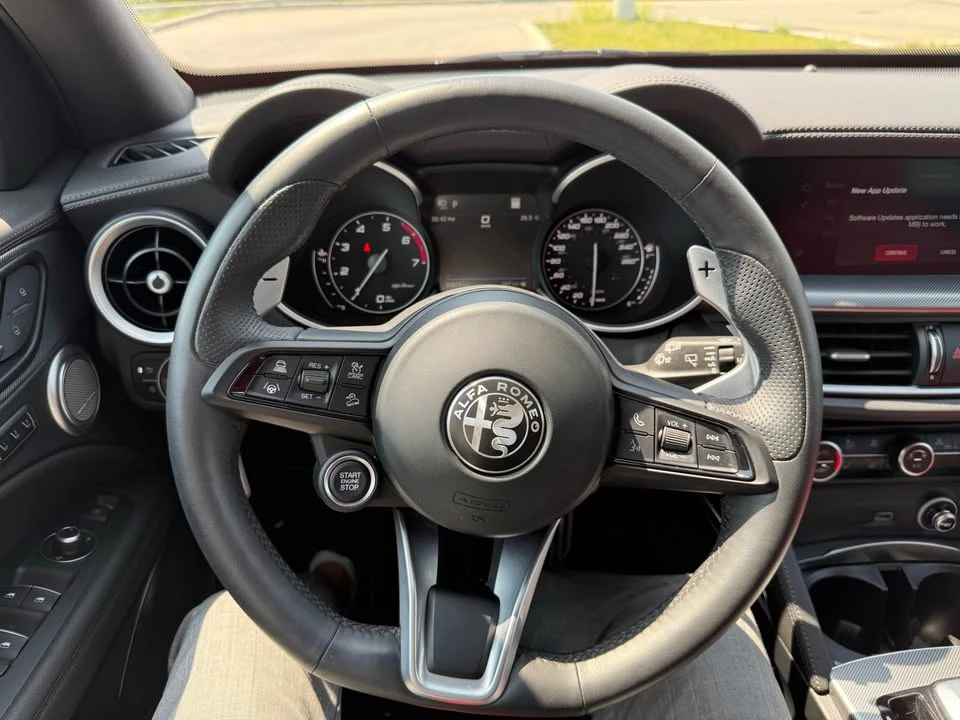 2022 Alfa Romeo Stelvio - Image 9 of 12