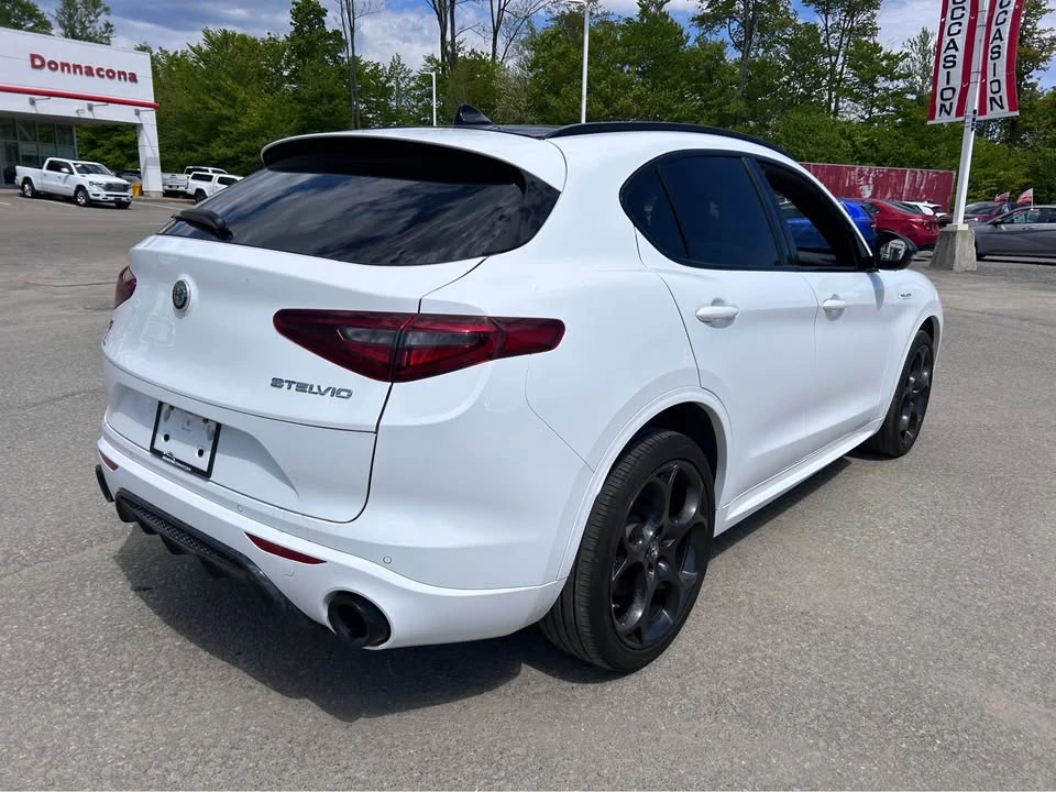 2022 Alfa Romeo Stelvio - Image 3 of 7