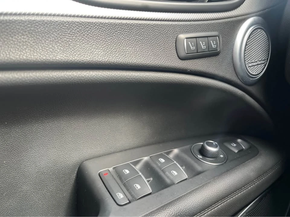 2022 Alfa Romeo Stelvio - Image 20 of 20
