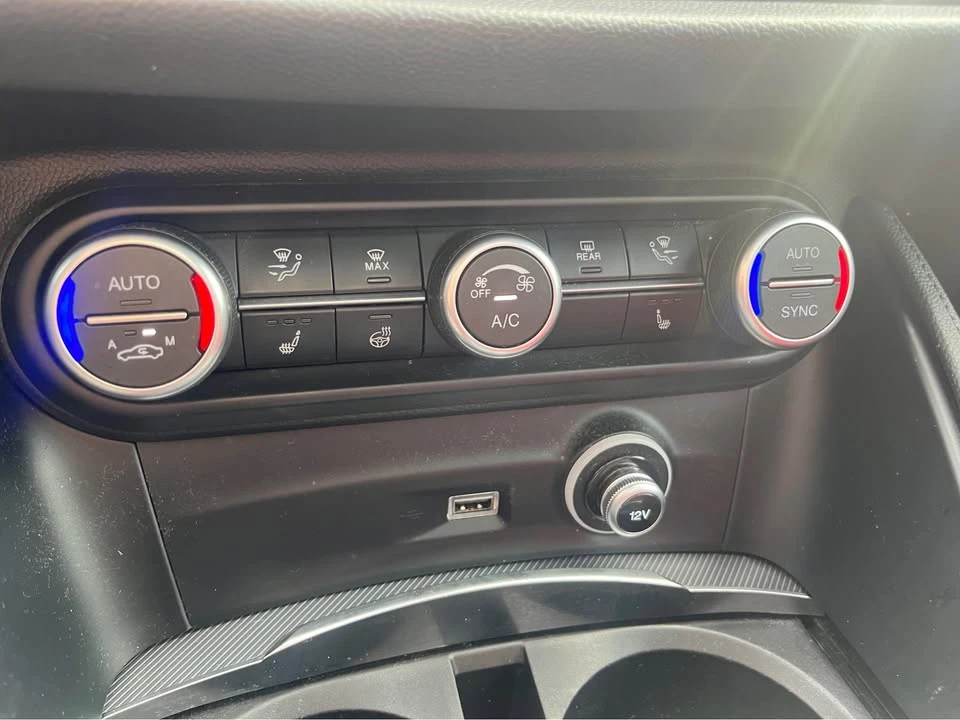 2022 Alfa Romeo Stelvio - Image 17 of 20