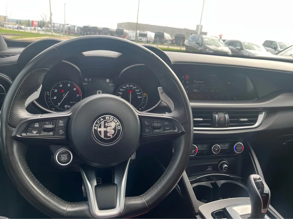 2022 Alfa Romeo Stelvio - Image 10 of 20