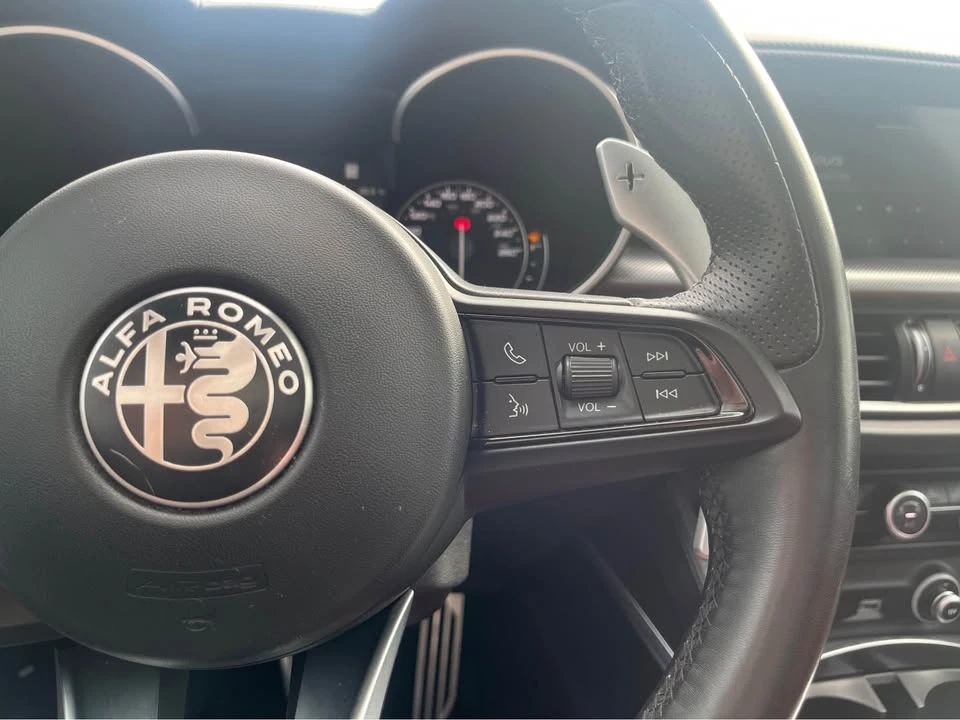 2022 Alfa Romeo Stelvio - Image 13 of 20