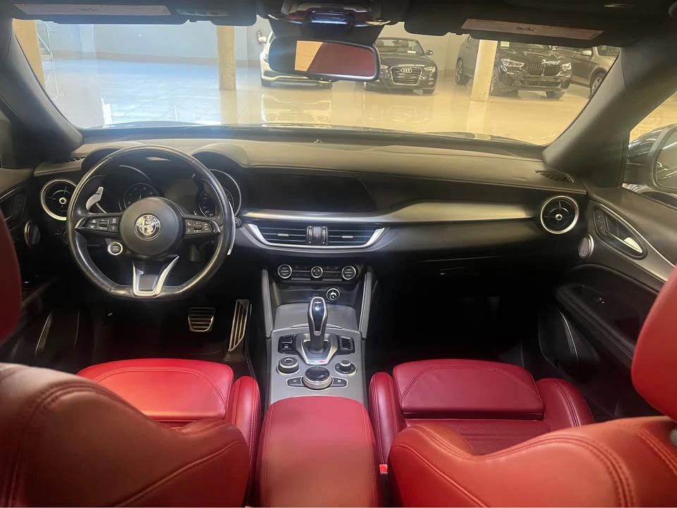 2022 Alfa Romeo Stelvio - Image 4 of 13