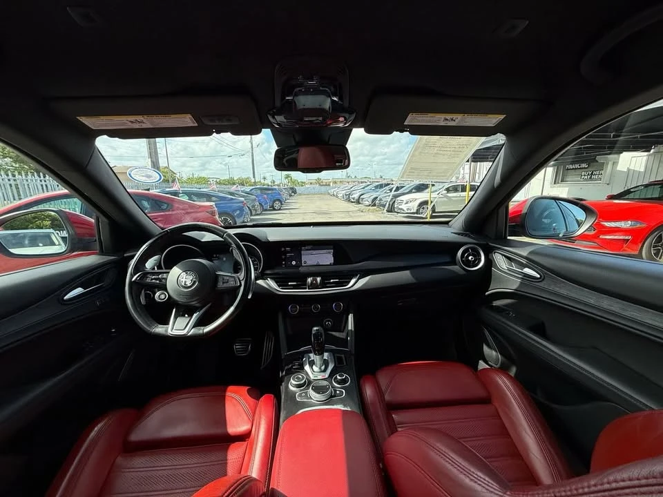 2022 Alfa Romeo Stelvio - Image 8 of 13