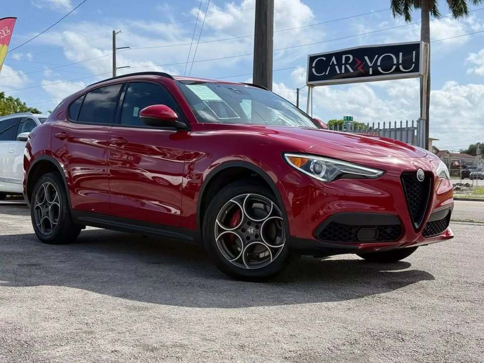 2022 Alfa Romeo Stelvio - Image 2 of 13