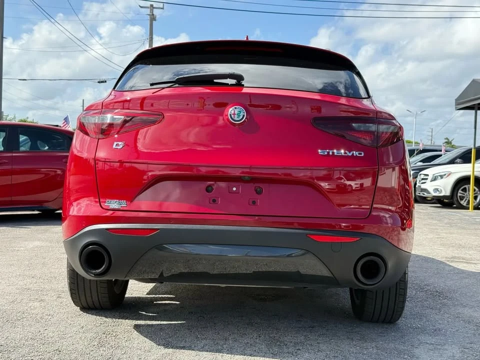 2022 Alfa Romeo Stelvio - Image 3 of 13