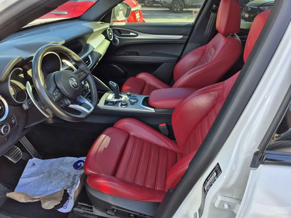 2022 Alfa Romeo Stelvio - Image 4 of 5