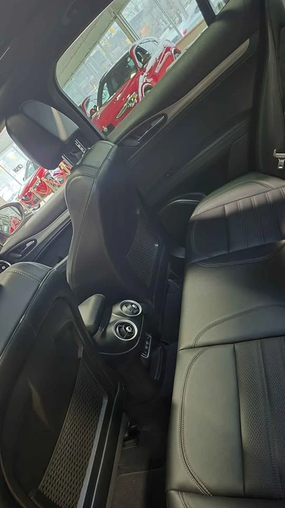 2022 Alfa Romeo Stelvio - Image 6 of 12