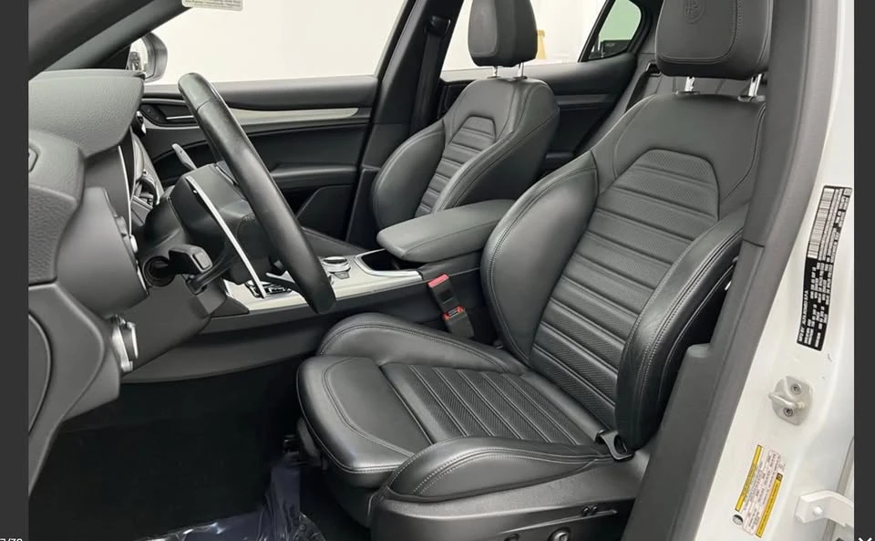 2022 Alfa Romeo Stelvio - Image 5 of 7