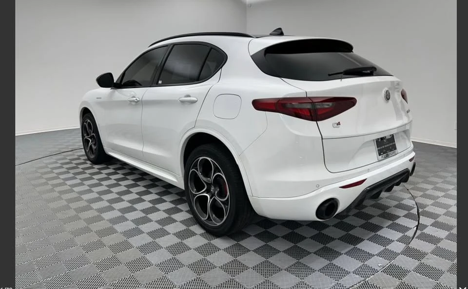 2022 Alfa Romeo Stelvio - Image 4 of 7