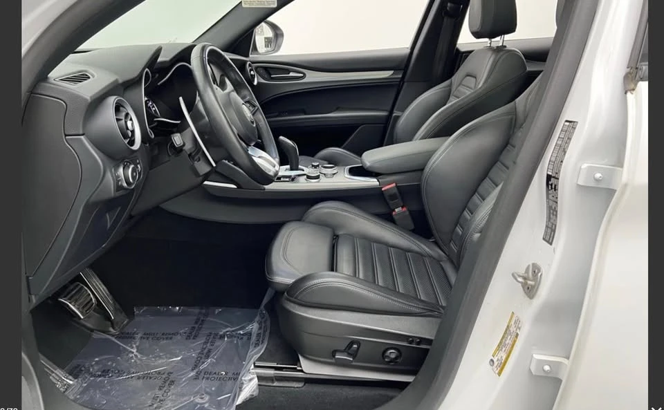 2022 Alfa Romeo Stelvio - Image 6 of 7