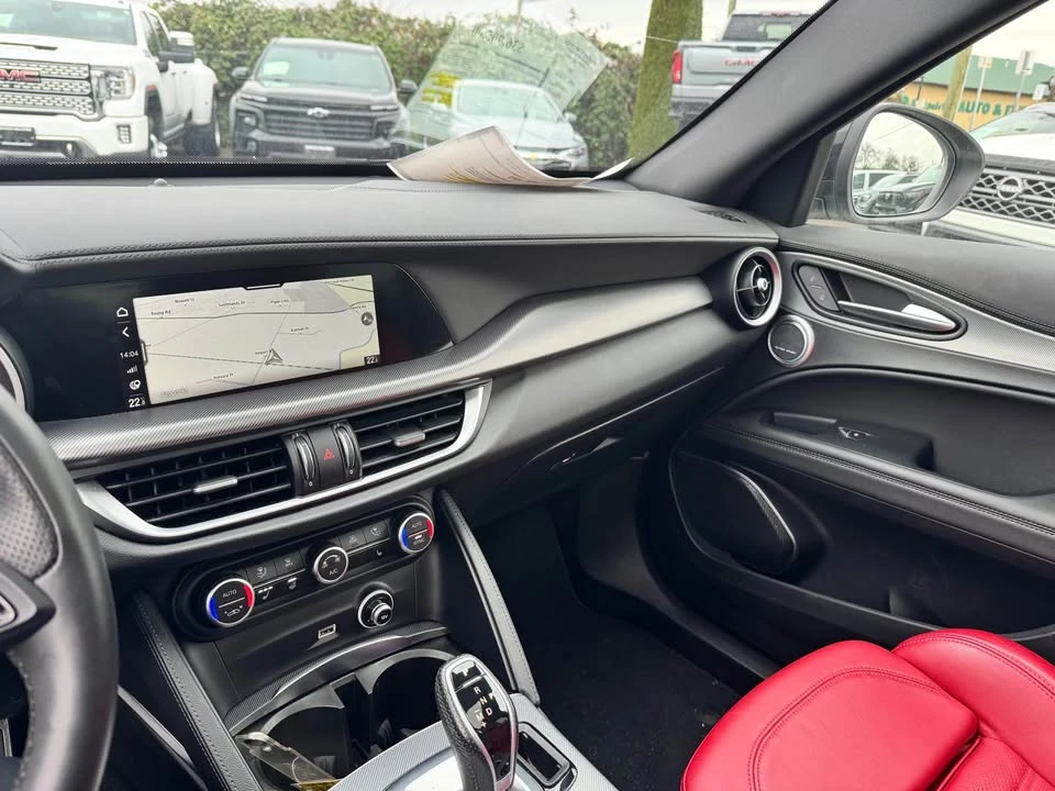 2022 Alfa Romeo Stelvio - Image 10 of 12
