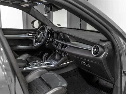 2022 Alfa Romeo Stelvio - Image 9 of 11