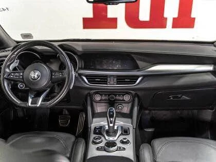2022 Alfa Romeo Stelvio - Image 8 of 11