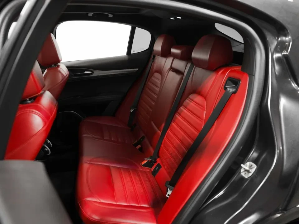 2022 Alfa Romeo Stelvio - Image 7 of 7