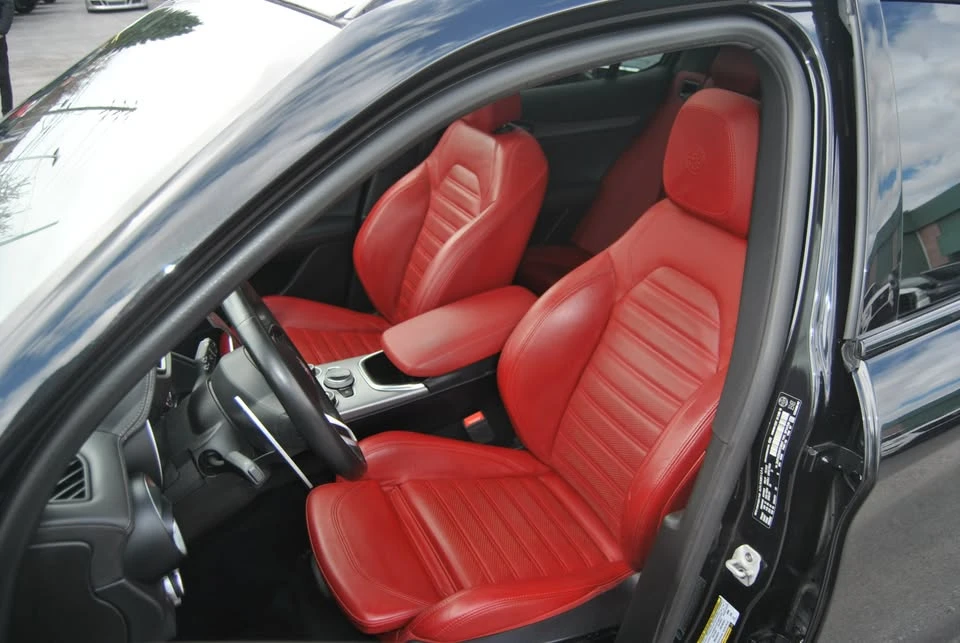 2022 Alfa Romeo Stelvio - Image 8 of 20