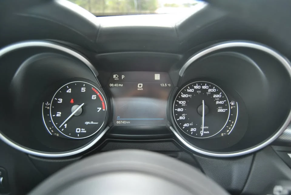 2022 Alfa Romeo Stelvio - Image 13 of 20