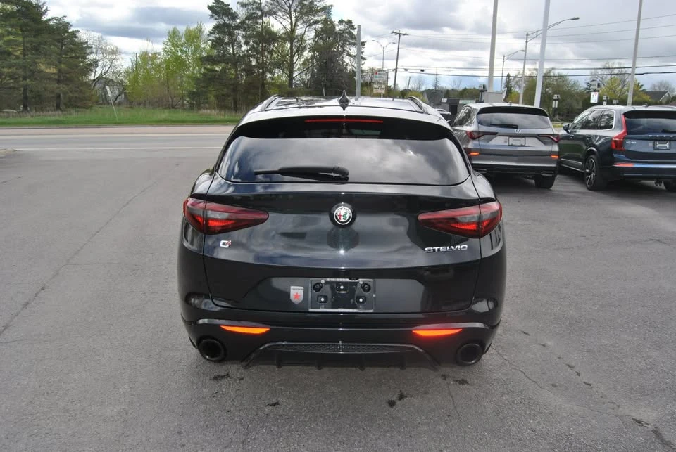 2022 Alfa Romeo Stelvio - Image 4 of 20