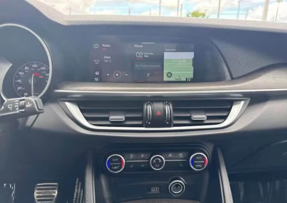 2022 Alfa Romeo Stelvio - Image 9 of 12