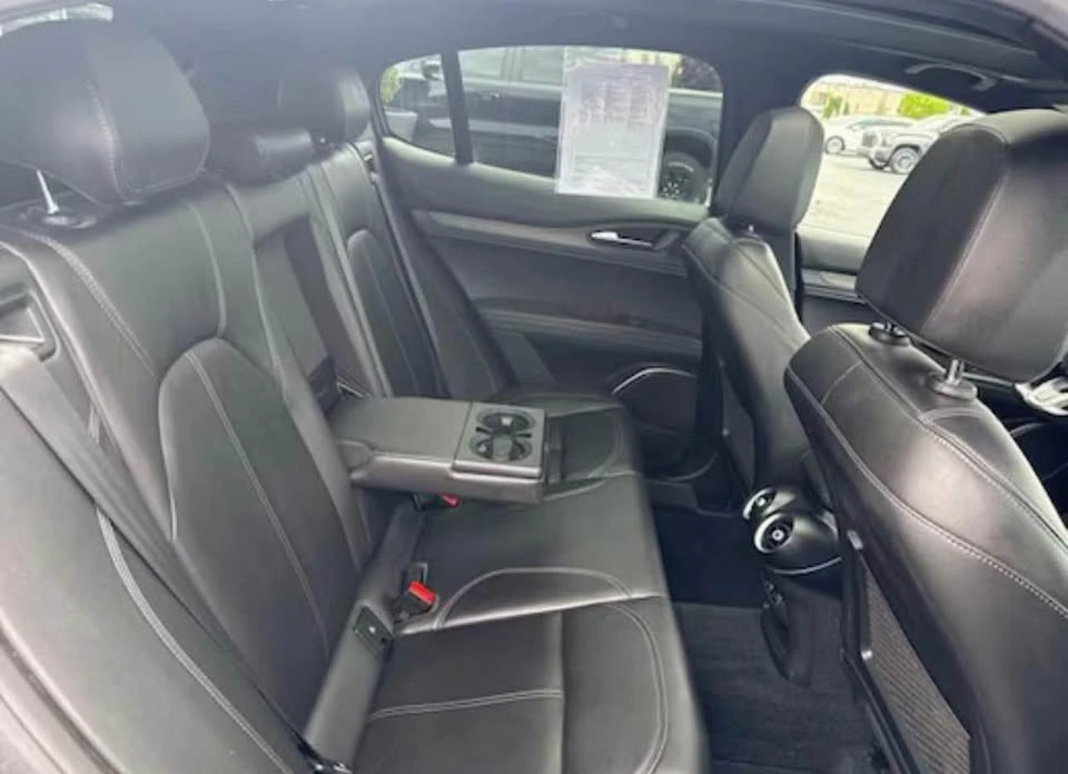2022 Alfa Romeo Stelvio - Image 12 of 12