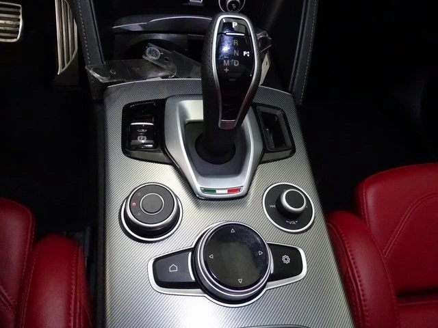 2022 Alfa Romeo Stelvio - Image 13 of 20