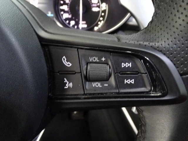 2022 Alfa Romeo Stelvio - Image 8 of 20