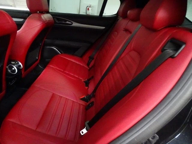 2022 Alfa Romeo Stelvio - Image 4 of 20