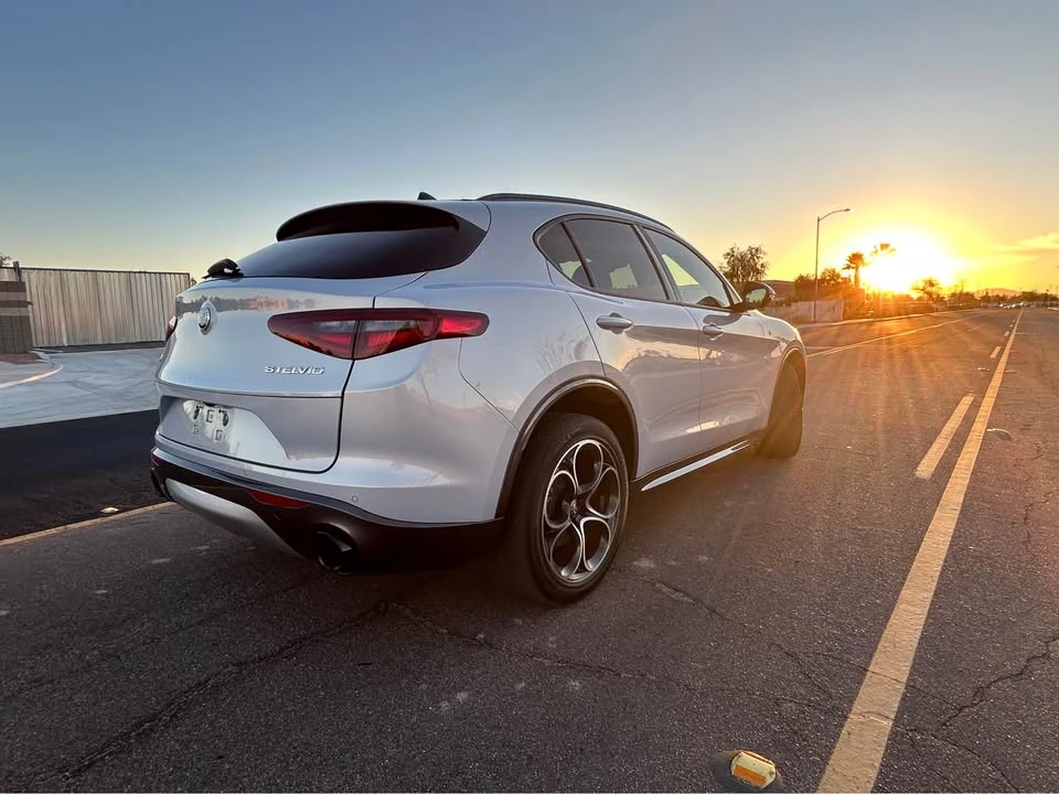2022 Alfa Romeo Stelvio - Image 4 of 10