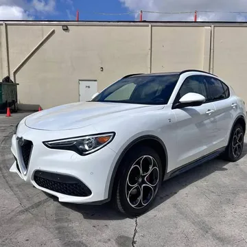 2022 Alfa Romeo Stelvio