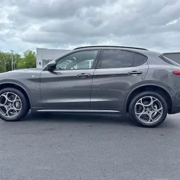 2022 Alfa Romeo Stelvio