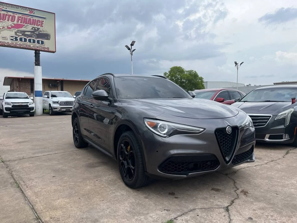2022 Alfa Romeo Stelvio - Image 6 of 11