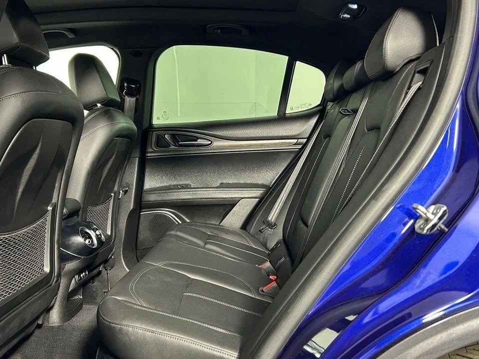 2022 Alfa Romeo Stelvio - Image 17 of 20