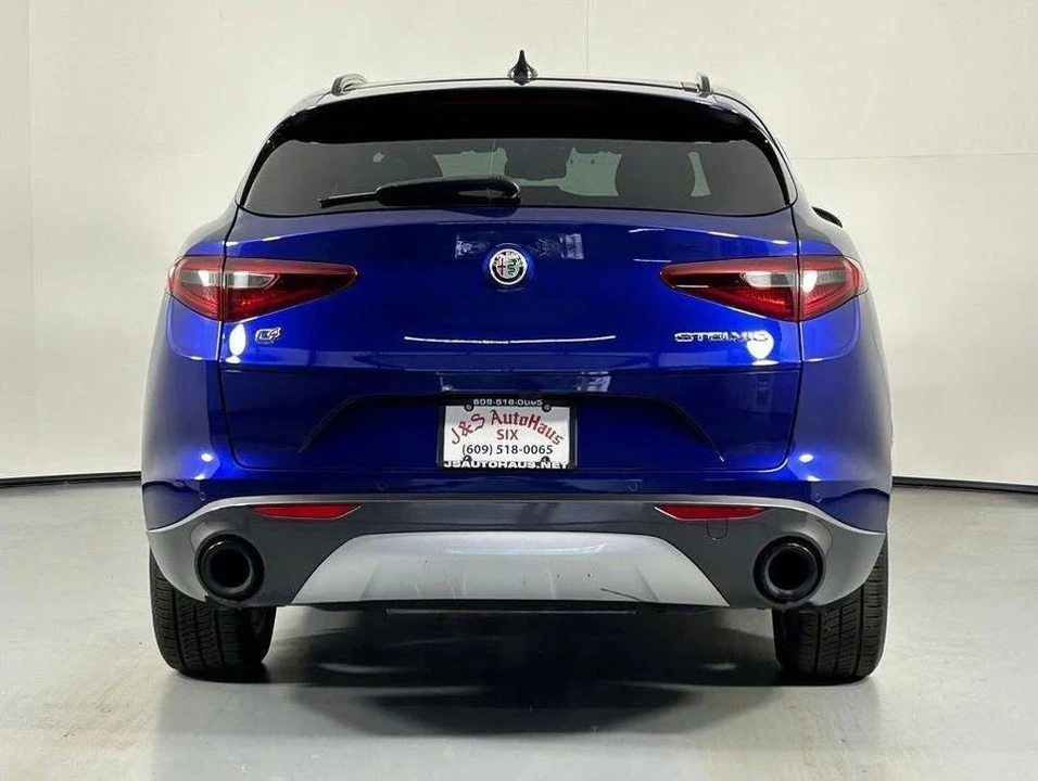 2022 Alfa Romeo Stelvio - Image 6 of 20