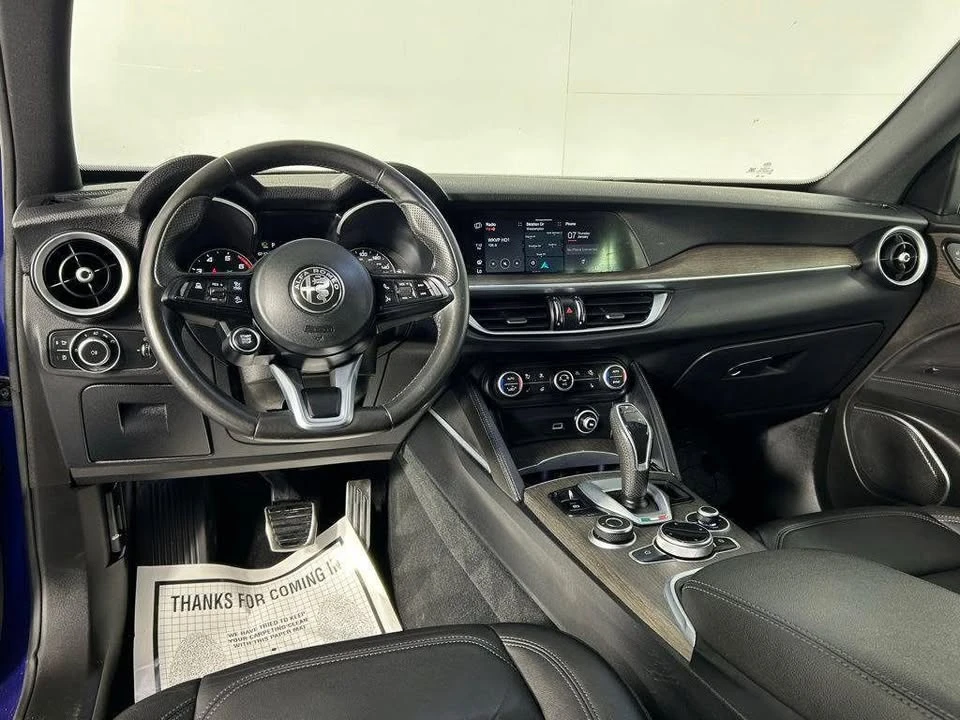 2022 Alfa Romeo Stelvio - Image 18 of 20