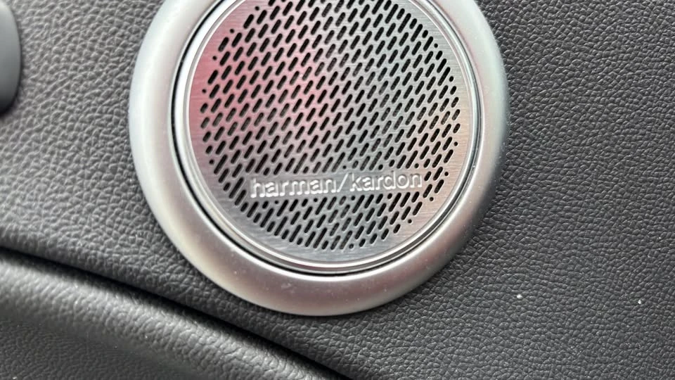 2022 Alfa Romeo Stelvio - Image 19 of 20