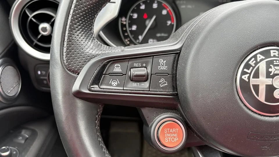 2022 Alfa Romeo Stelvio - Image 8 of 20