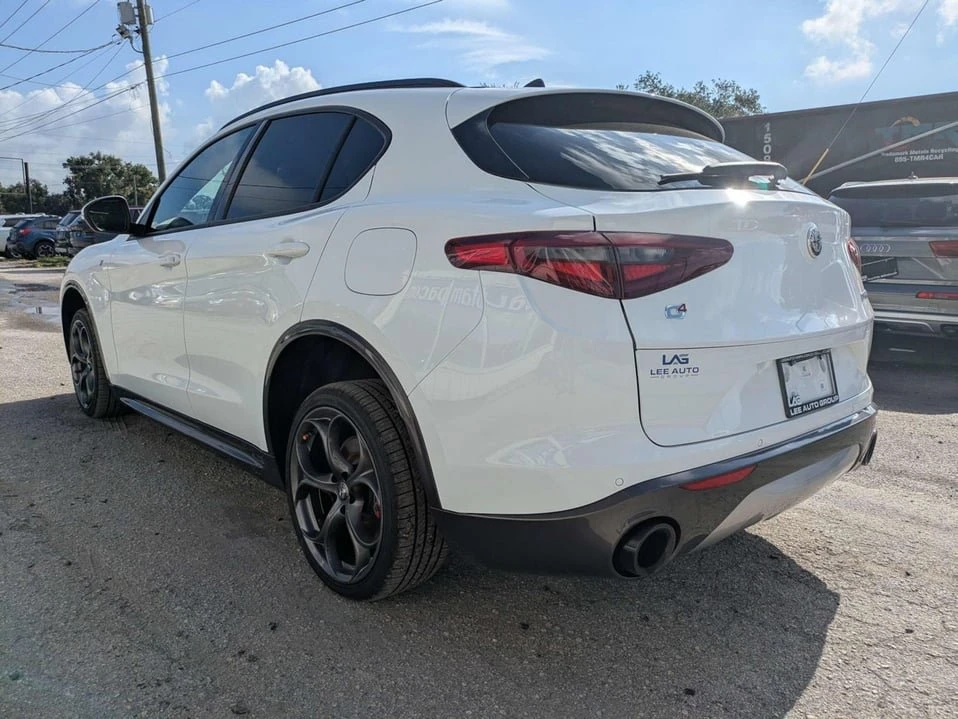 2022 Alfa Romeo Stelvio - Image 5 of 20