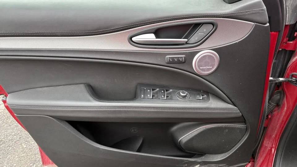 2022 Alfa Romeo Stelvio - Image 17 of 20