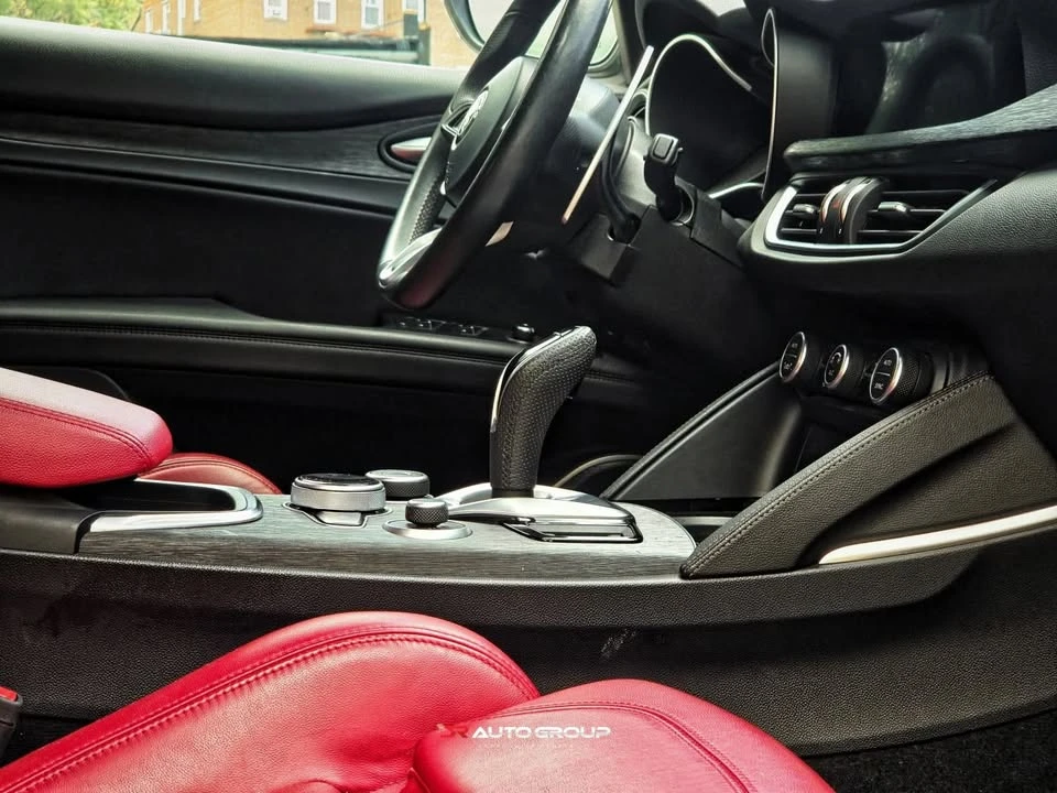 2022 Alfa Romeo Stelvio - Image 9 of 14