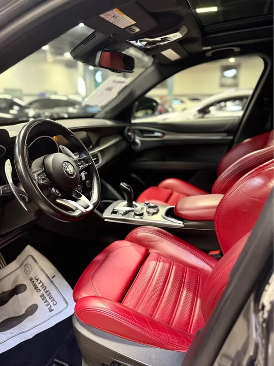 2022 Alfa Romeo Stelvio - Image 5 of 6